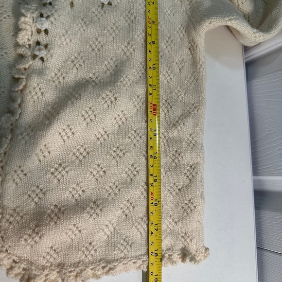 Elegant Cream Women's Sweater - Picture 9 of 11